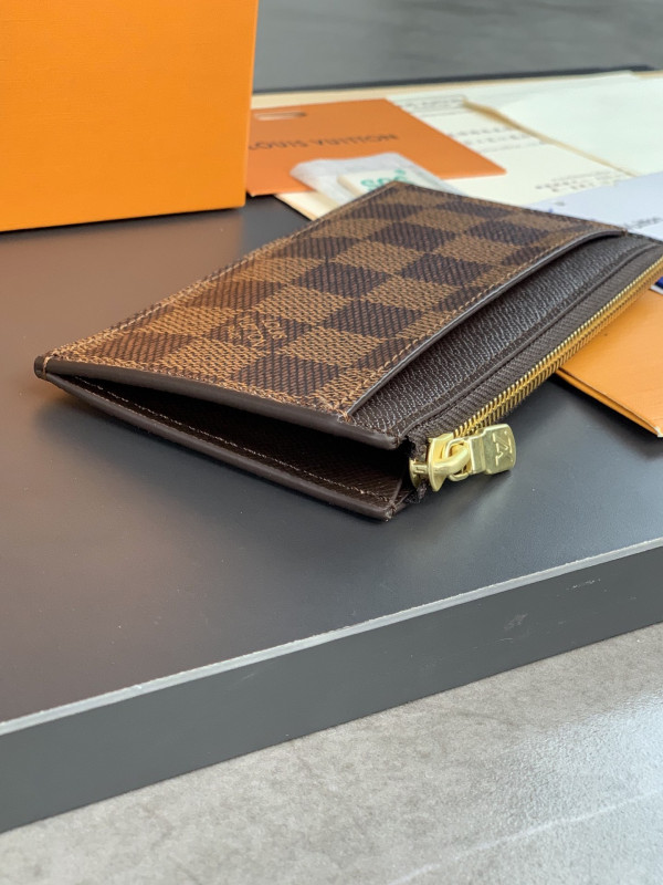 l0*is V*t0n coin card holder