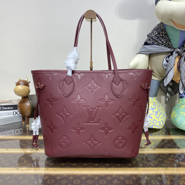 l0*is V*t0n neverfull mm