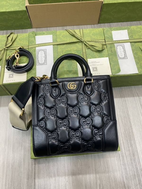 G*u*i gg matelassé mini top handle bag
