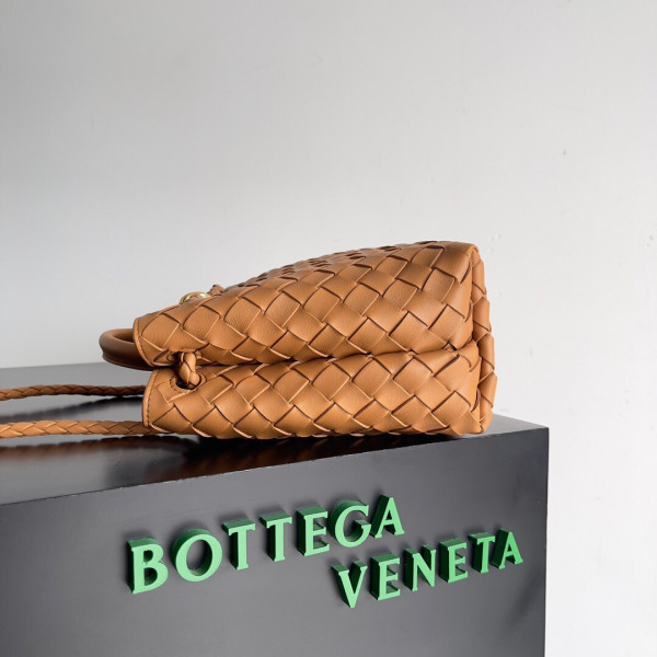 bo*te*ga Ve*ne*ta small andiamo-25*22*10.5cm