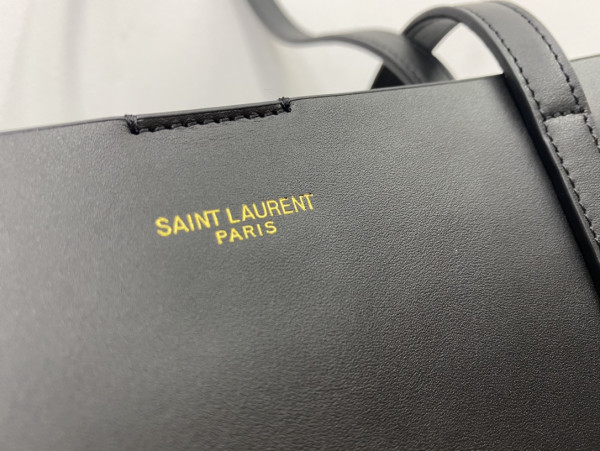 y*l shopping Sa**t Lau*nt leather