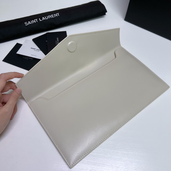 Y*L uptown pouch