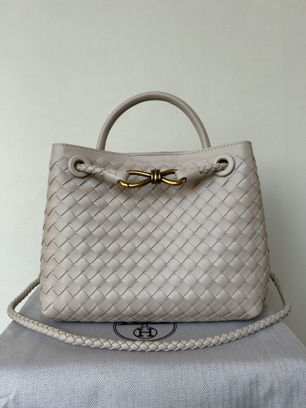 bo*te*ga Ve*ne*ta small andiamo-25*22*10.5cm
