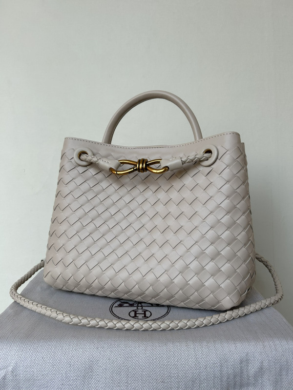 bo*te*ga Ve*ne*ta small andiamo-25*22*10.5cm