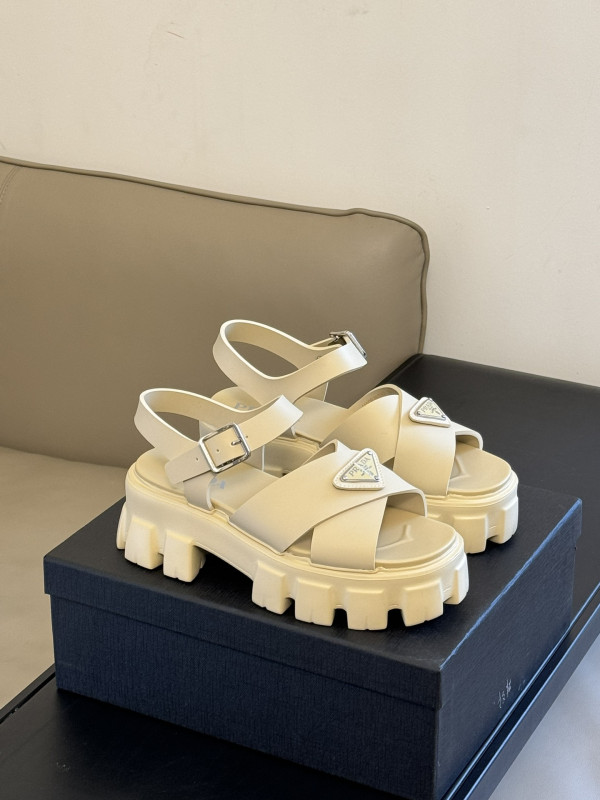 Pra*a sandals