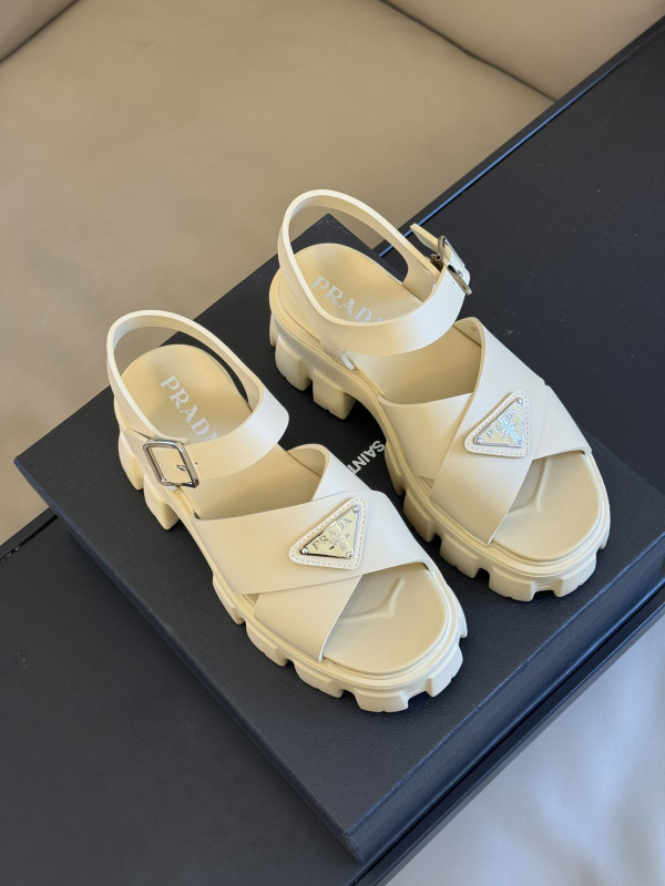 Pra*a sandals