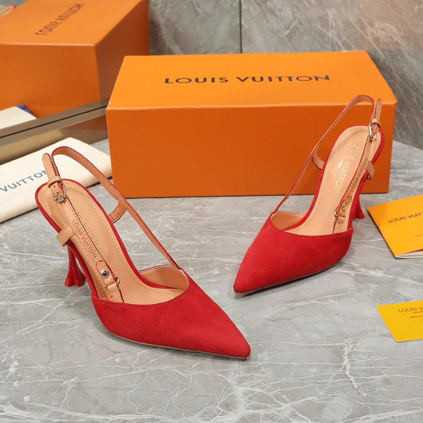 l0*is V*t0n heels