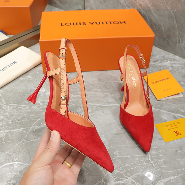 l0*is V*t0n heels