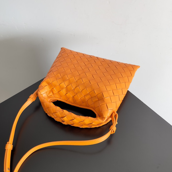bo*te*ga Ve*ne*ta mini hop-25.5*14.5*11cm