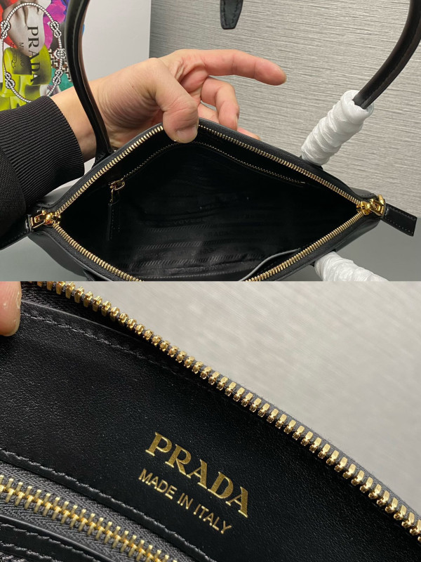 Pra*a leather handbag-31x16x11cm