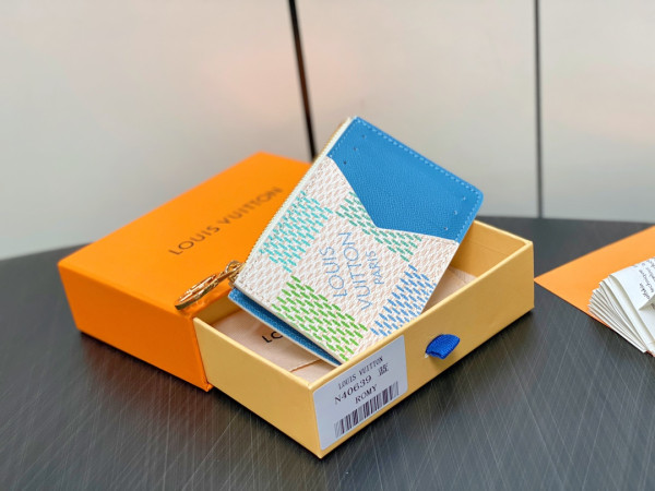 l0*is V*t0n romy card holder-12*8*0.8cm