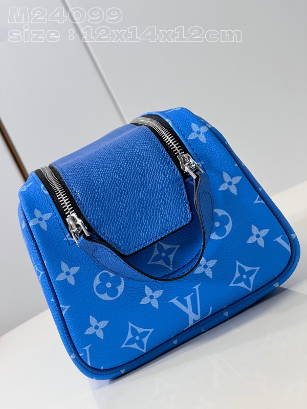 l0*is V*t0n dopp kit -28*15*16.5cm