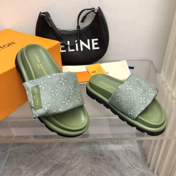l0*is V*t0n pool pillow comfort mule