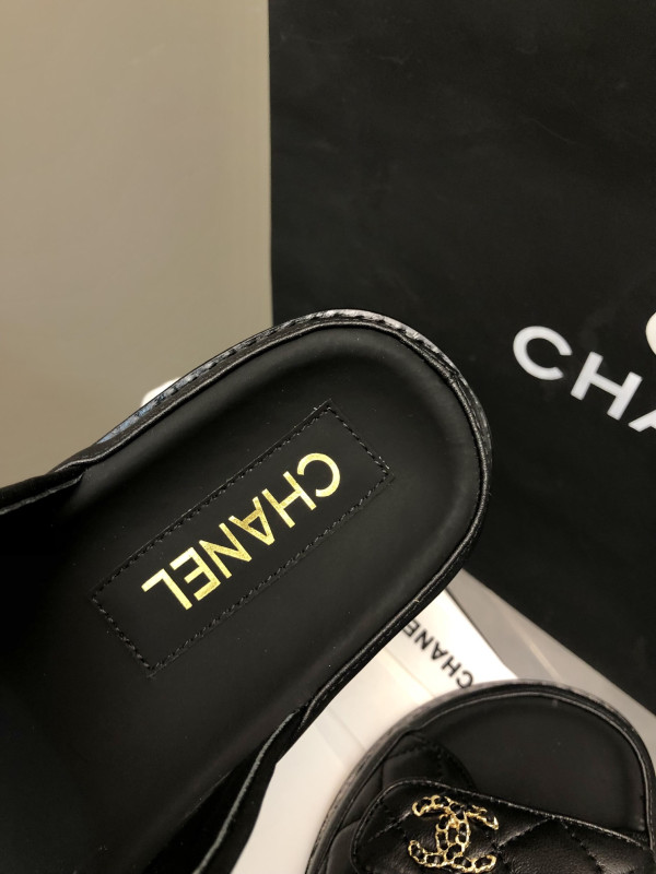 CL SANDALS