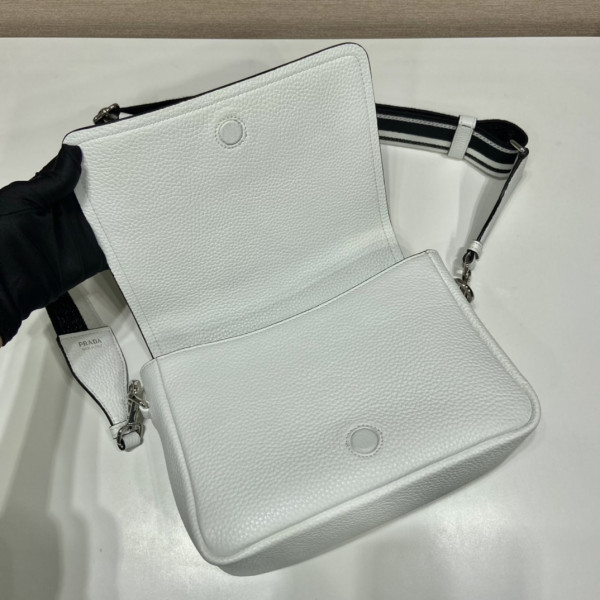 Pra*a leather shoulder bag-23*18*9cm