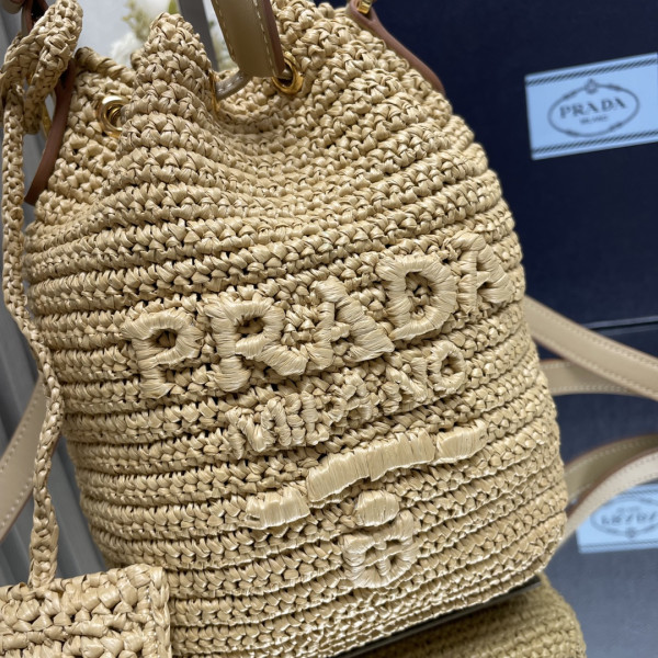 Pra*a tcrochet and leather bucket bag-20*17*12cm