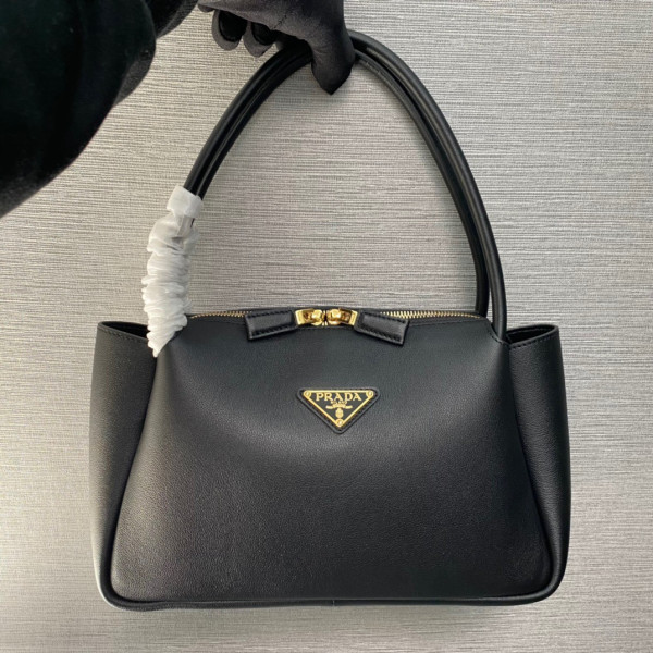 Pra*a leather handbag-28*18*11cm