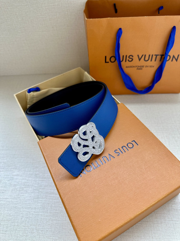 l0*is V*t0n belt