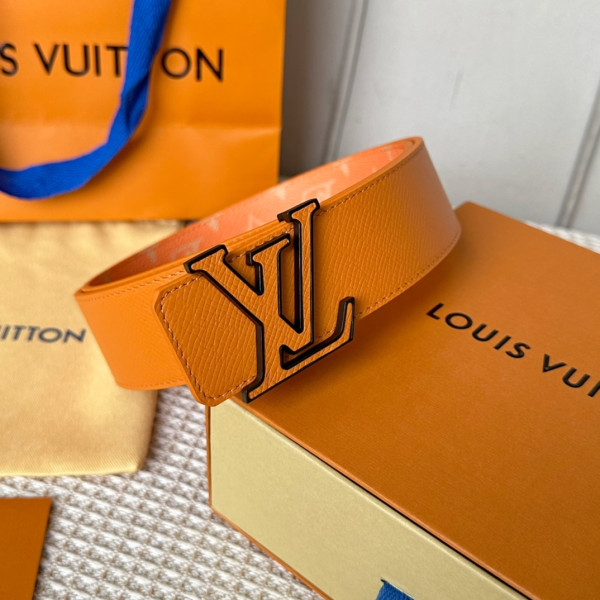 l0*is V*t0n belt