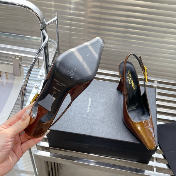 Sa**t Lau*nt heels