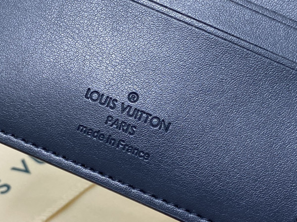 l0*is V*t0n multiple wallet-11.5*9*1.5cm