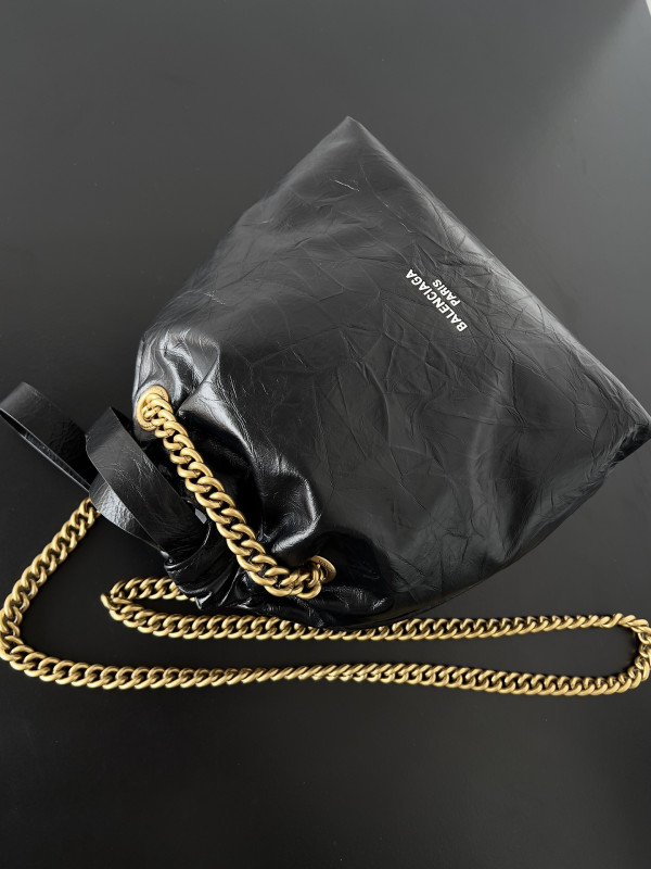 Ba*len*cia*ga crush tote-23.9*25.9*9.9cm