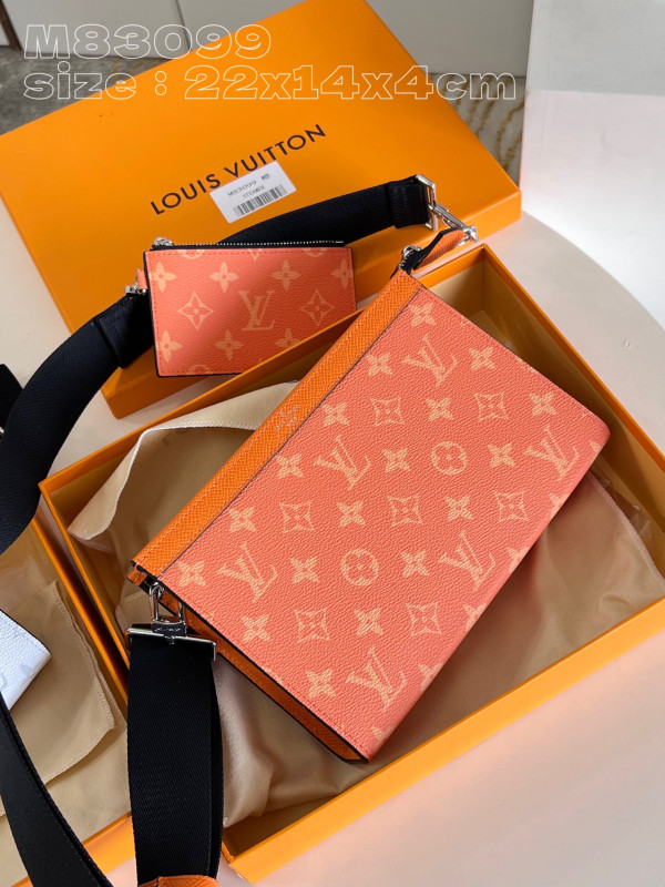 l0*is V*t0n gaston wearable wallet -22*14.5*4.5cm