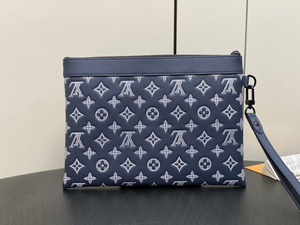 l0*is V*t0n pochette to-go-30*21.5*2cm