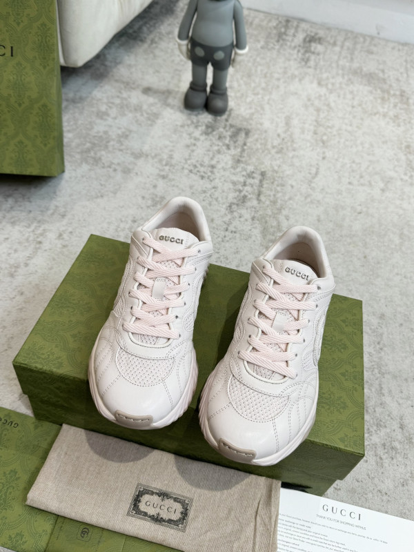 G*u*i ripple sneaker