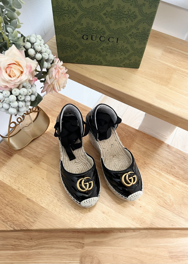 G*u*i leather platform espadrille