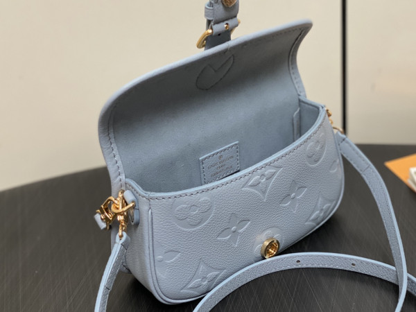 l0*is V*t0n nano diane-19*10.5*6 cm