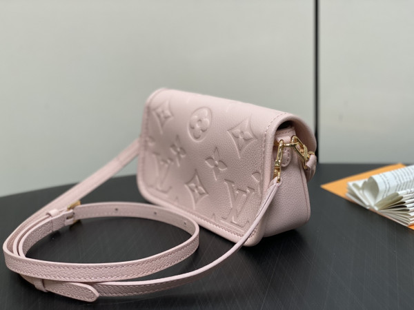 l0*is V*t0n nano diane-19*10.5*6 cm