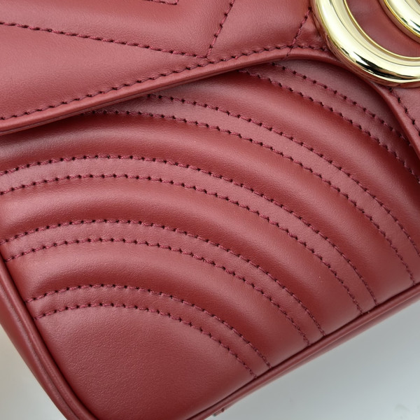 G*u*i gg marmont 26cm