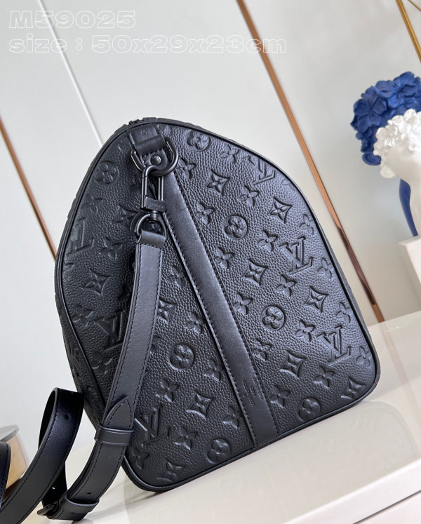 l0*is V*t0n keepall bandouliÈre 50