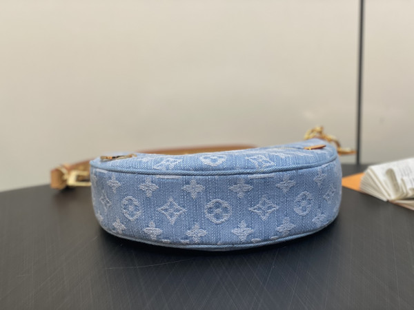 l0*is V*t0n loop-23*13*6cm