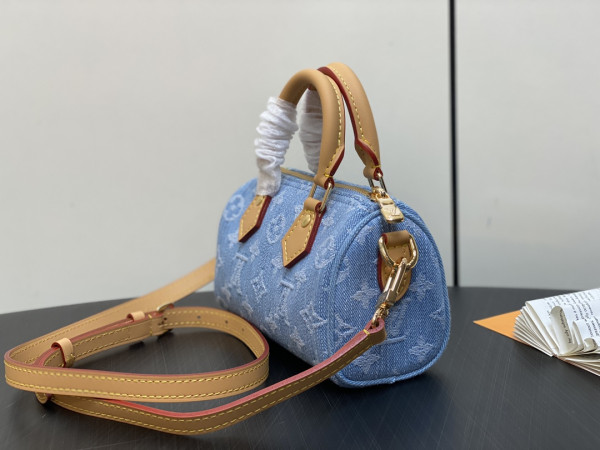 l0*is V*t0n nano speedy-16-10-7.5cm