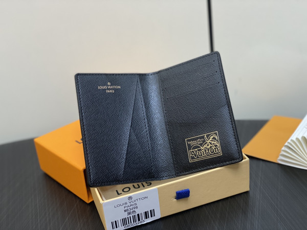 l0*is V*t0n pocket organizer-7.5*11.1*1 cm