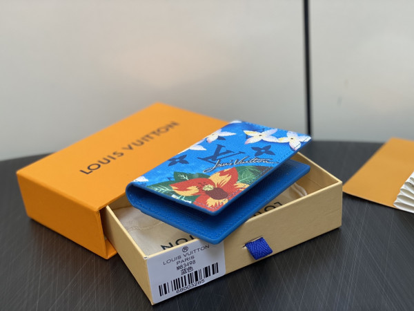 l0*is V*t0n pocket organizer-7.5*11.1*1 cm