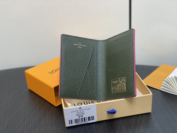 l0*is V*t0n pocket organizer-7.5*11.1*1 cm