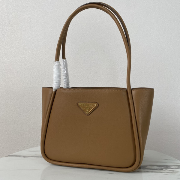 Pra*a medium leather handbag-25*18.5*12.5cm