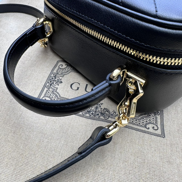 G*u*i blondie top handle bag