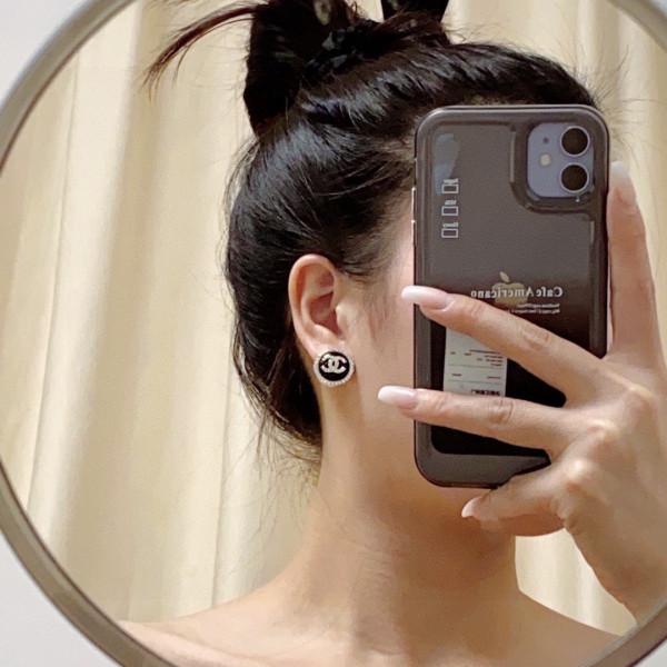 CL EARRINGS