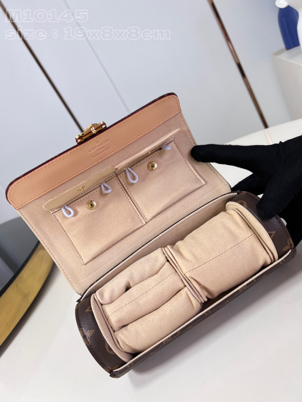 l0*is V*t0n jewelry case