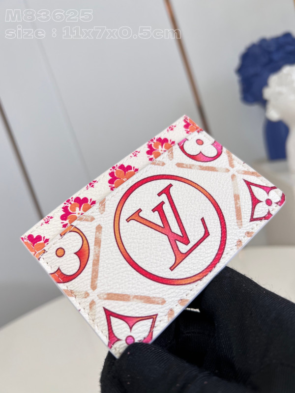 l0*is V*t0n card holder-11*7*0.5cm