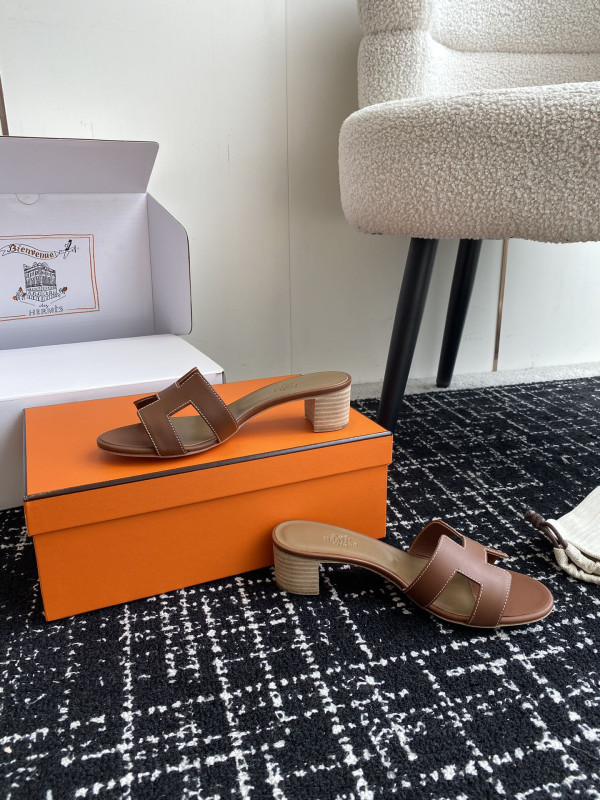 H**mes sandal