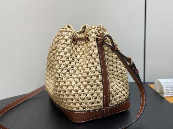l0*is V*t0n noé bb-22*24*15cm