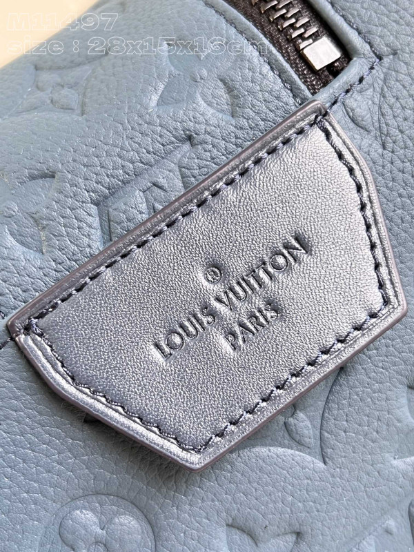 l0*is V*t0n locker dopp kit bag-23*13*12cm