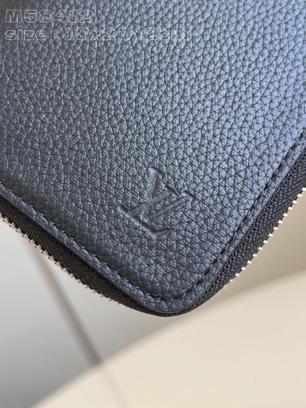 l0*is V*t0n zippy wallet-10*20*2 cm