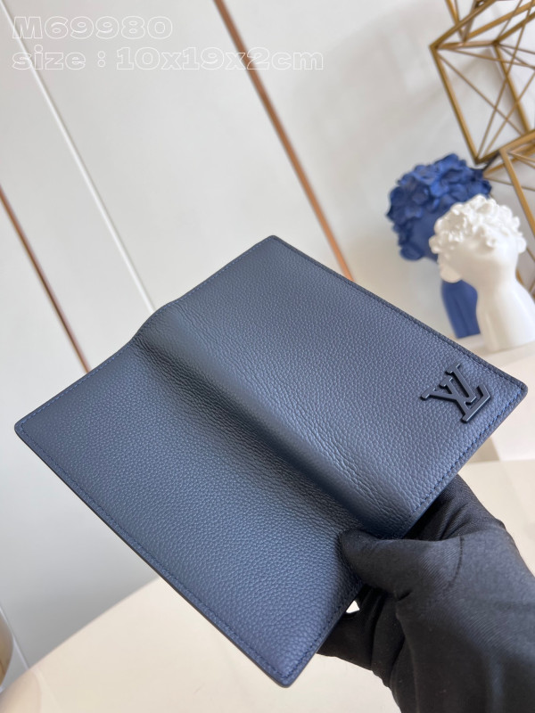 l0*is V*t0n brazza wallet-10*19*2cm