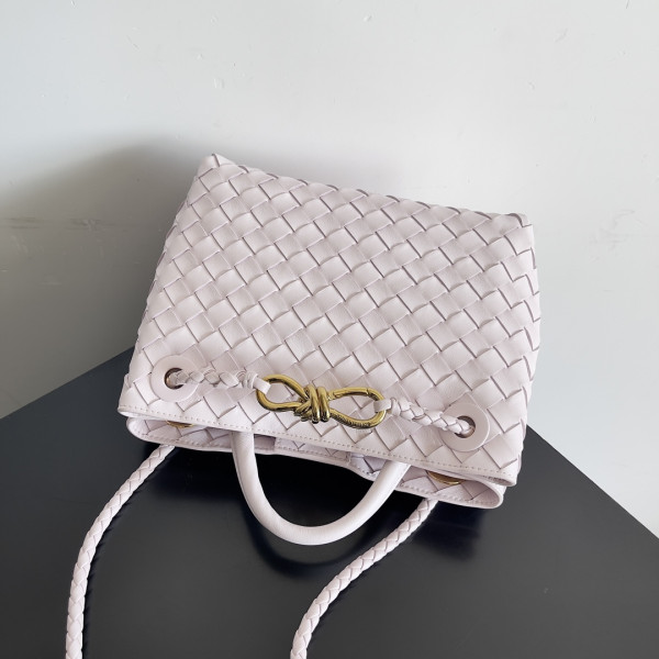 bo*te*ga Ve*ne*ta small andiamo-25*22*10.5cm